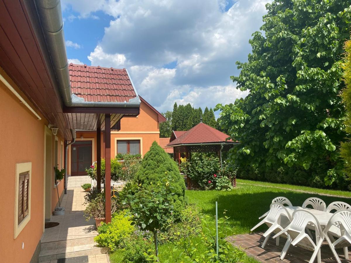 Apartman Dora Хайдусобосло Экстерьер фото