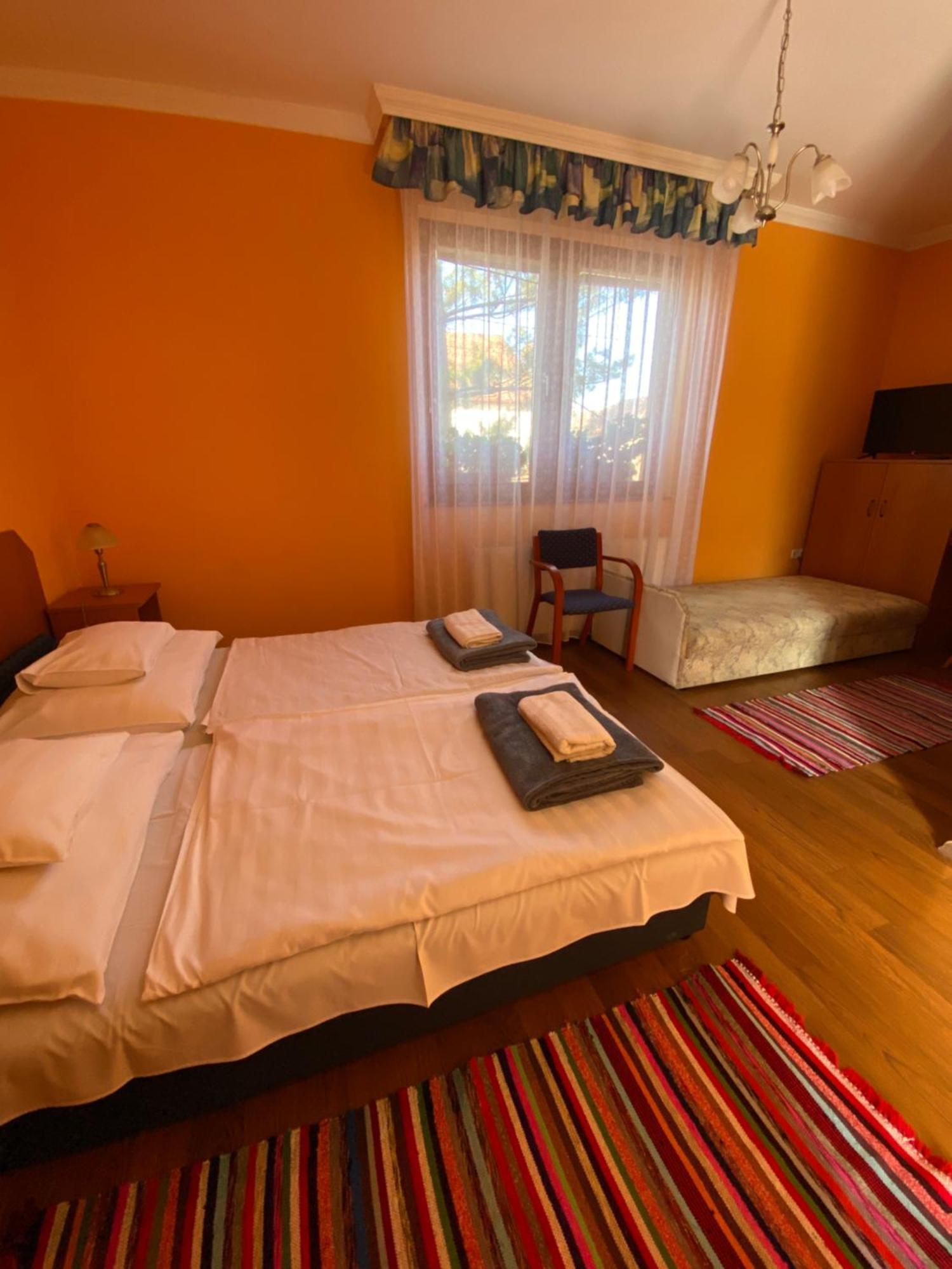 Apartman Dora Хайдусобосло Экстерьер фото